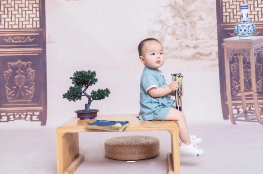北流孕妇肚子上的黑线
